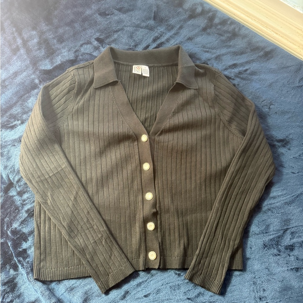 Love By Design Ribbed Knit Top in Brown